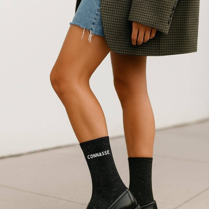 Chaussettes pailletées noires Connasse | Socks Story